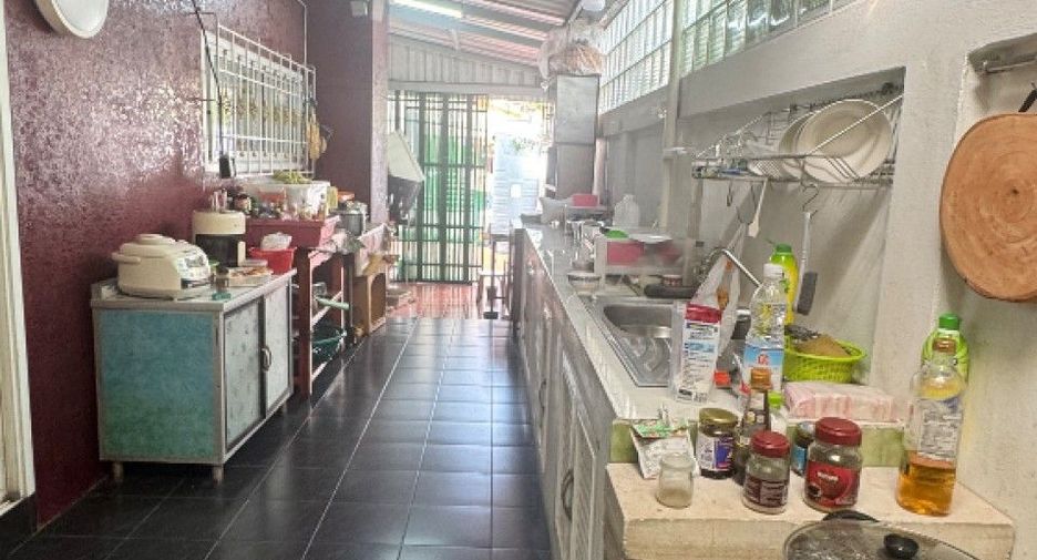 À vendre 2 chambres maison à East Pattaya, Pattaya