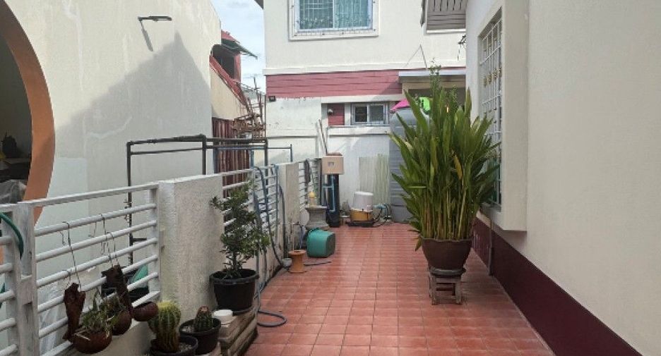 À vendre 2 chambres maison à East Pattaya, Pattaya