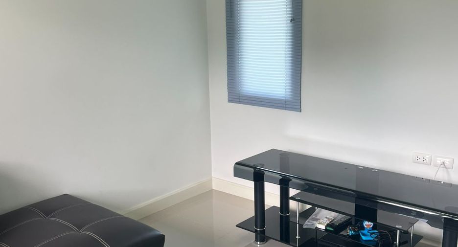 Haus zum Kauf mit 4 Zimmer in Bang Kruai, Nonthaburi