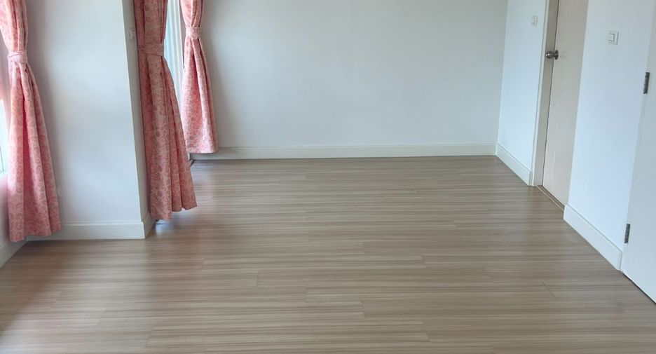 Haus zum Kauf mit 4 Zimmer in Bang Kruai, Nonthaburi