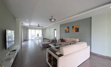 For sale 2 ベッドルーム condo in Pratumnak, Pattaya