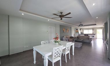 For sale 2 ベッドルーム condo in Pratumnak, Pattaya