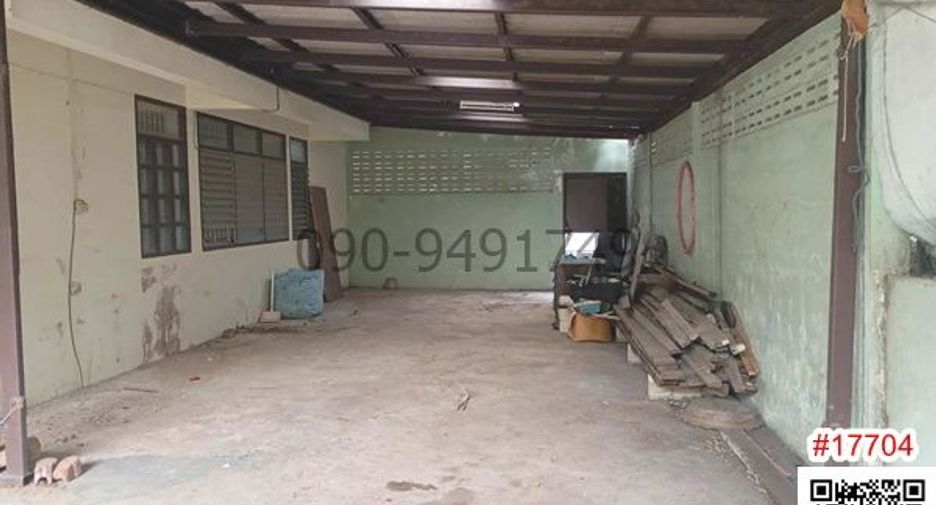 For rent 4 bedrooms house in Bangkok Noi, Bangkok
