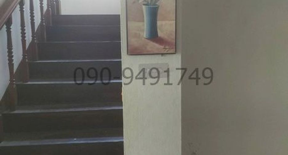 For rent 4 bedrooms house in Bangkok Noi, Bangkok