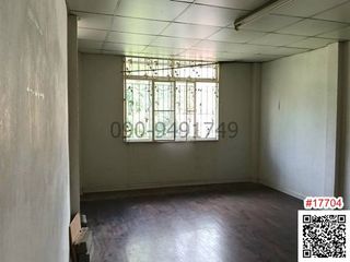 Casa en alquiler de 4 habitaciones en Bangkok Noi, Bangkok