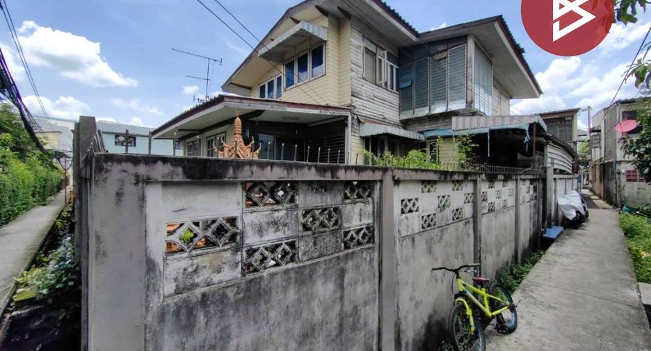 Casa en venta de 4 habitaciones en Bang Phlat, Bangkok