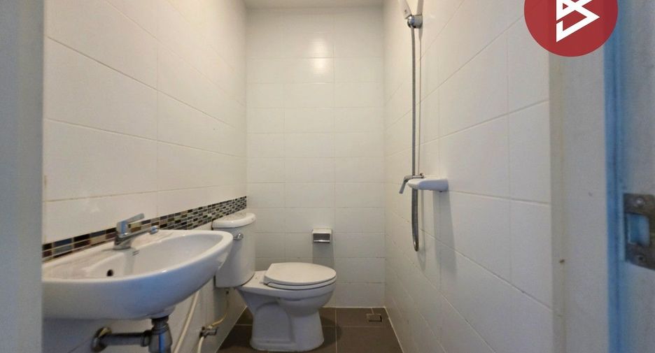 For sale 4 bedrooms house in Mueang Nonthaburi, Nonthaburi