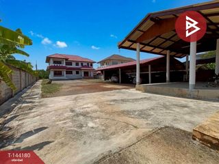 Casa en alquiler y en venta de 6 habitaciones en Krathum Baen, Samut Sakhon