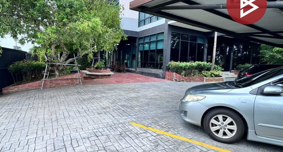 For sale office in Nakhon Chai Si, Nakhon Pathom