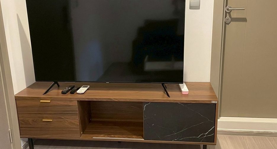 Продажа 1 кровать кондо в Хуаи Кхщанг, Бангкок