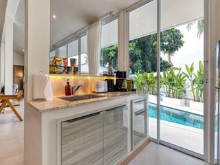 For sale 4 bedrooms villa in Ko Samui, Surat Thani