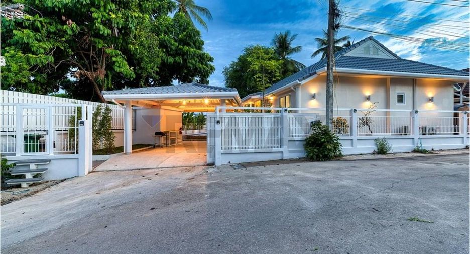 For sale 4 bedrooms villa in Ko Samui, Surat Thani