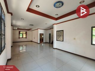 For sale 4 bedrooms house in Bang Khae, Bangkok