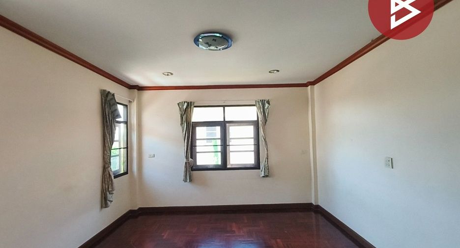 For sale 4 bedrooms house in Bang Khae, Bangkok