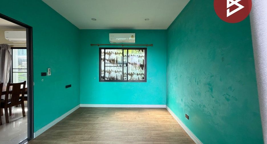 For sale 4 bedrooms house in Bang Khun Thian, Bangkok