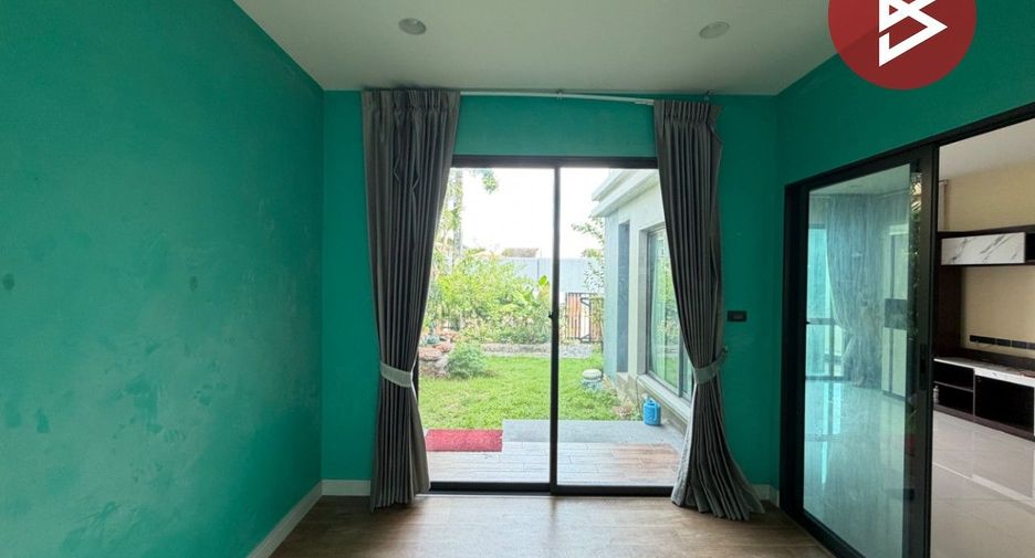 For sale 4 bedrooms house in Bang Khun Thian, Bangkok
