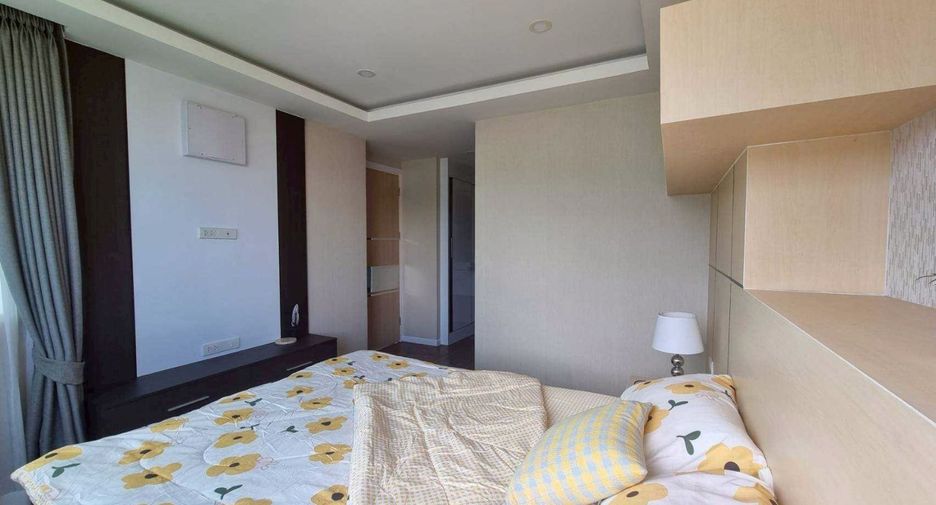 For sale 1 bed condo in Si Racha, Chonburi
