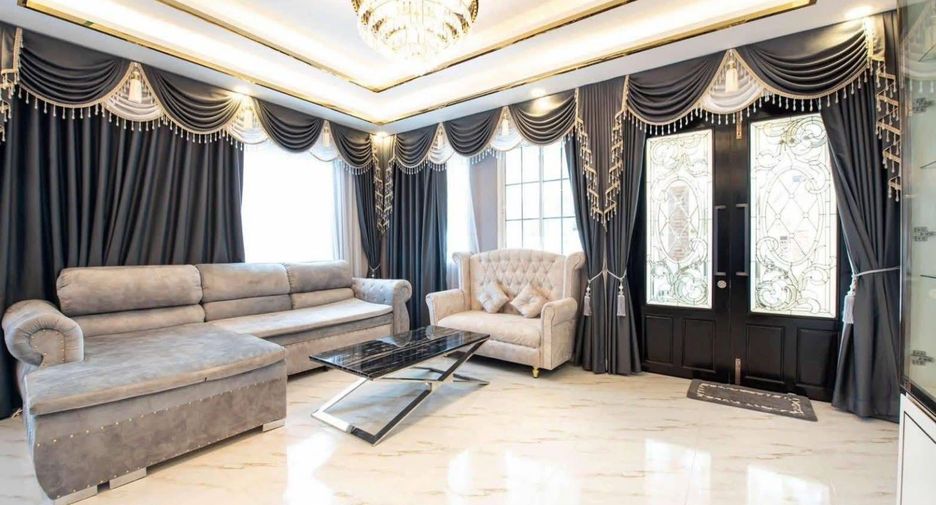 For rent and for sale 3 bedrooms villa in Bang Lamung, Chonburi
