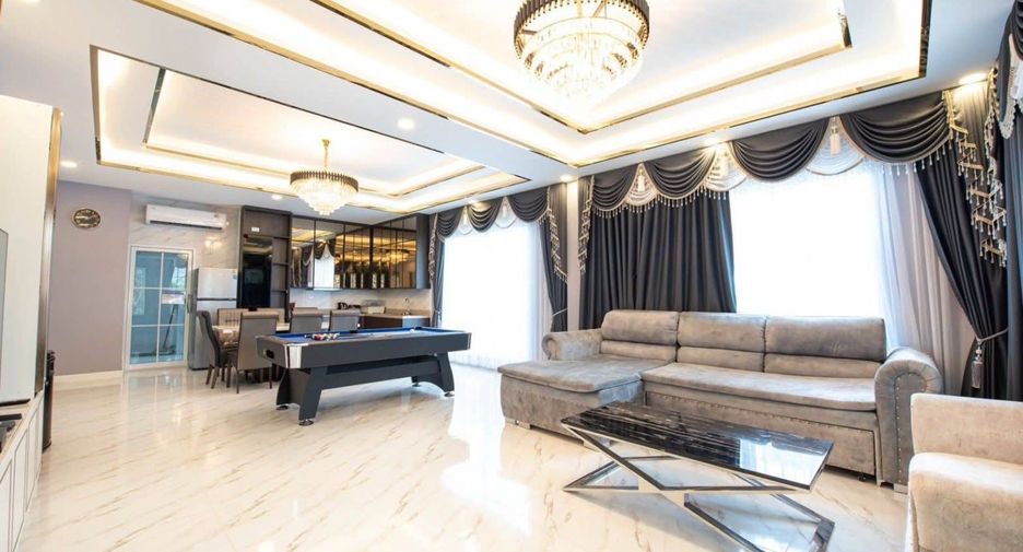 For rent and for sale 3 bedrooms villa in Bang Lamung, Chonburi