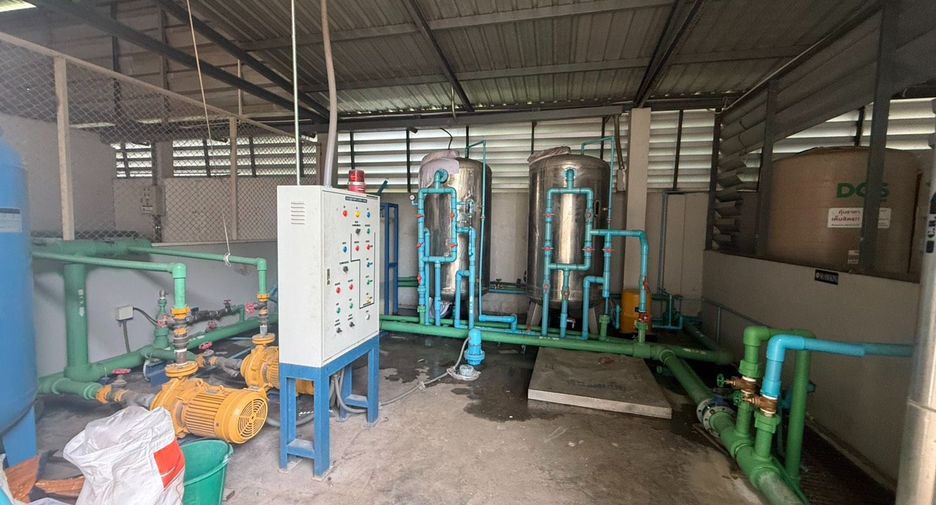 For rent 5 bedrooms warehouse in East Pattaya, Pattaya