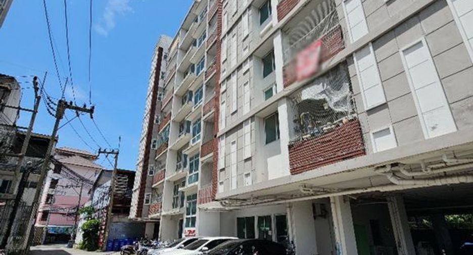 For sale 1 bed condo in Mueang Chon Buri, Chonburi