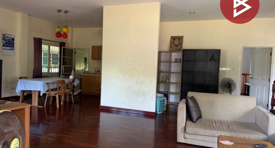 For sale 6 bedrooms house in San Sai, Chiang Mai