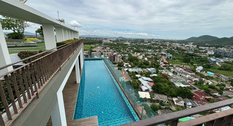 For sale 1 bed condo in Si Racha, Chonburi