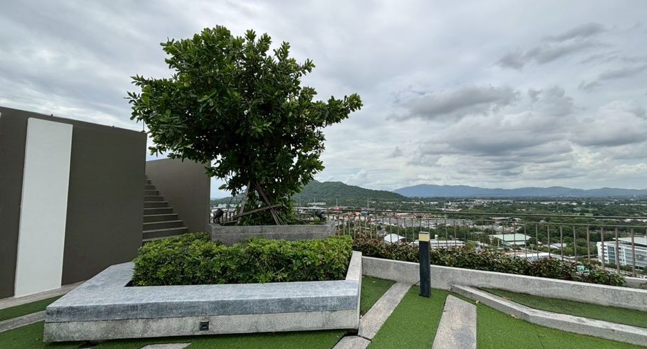 For sale 1 bed condo in Si Racha, Chonburi