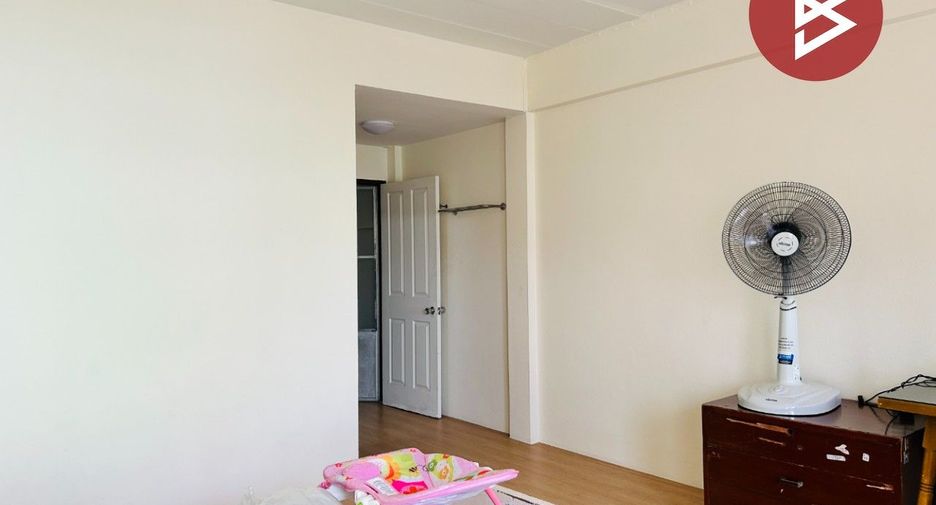 For sale 3 bedrooms townhouse in Bang Na, Bangkok