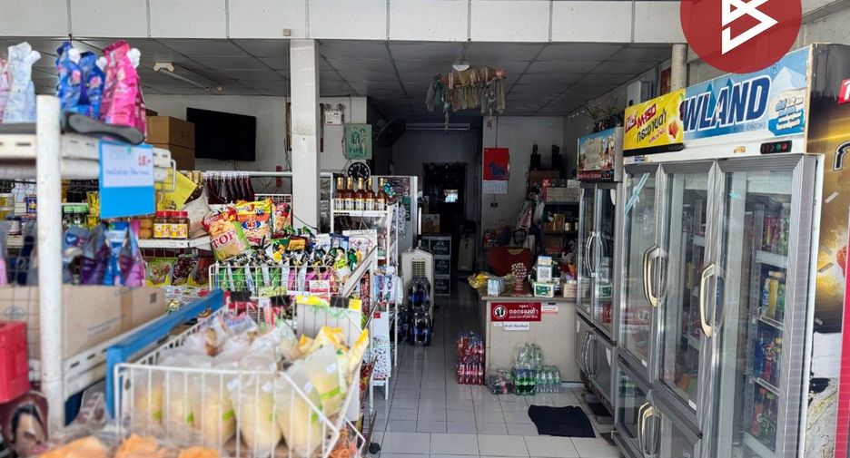 For sale 1 bed townhouse in Ban Pho, Chachoengsao