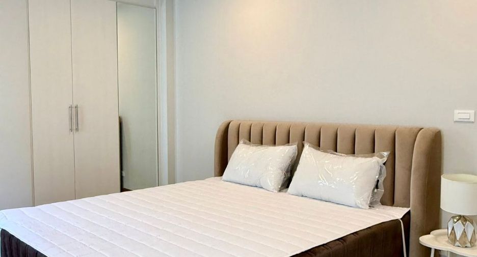 出租 4 卧室 独立屋 在 Bang Phli, Samut Prakan