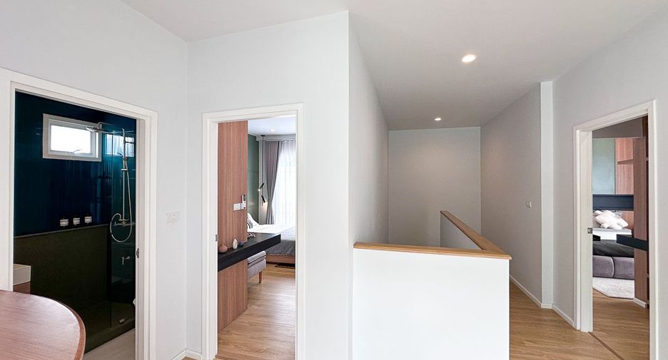 For sale 4 bedrooms house in San Sai, Chiang Mai