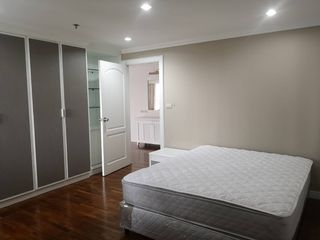 For rent 3 bedrooms apartment in Watthana, Bangkok