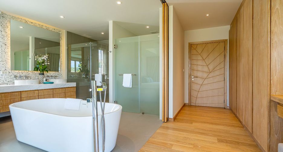 For sale 4 bedrooms villa in Thalang, Phuket