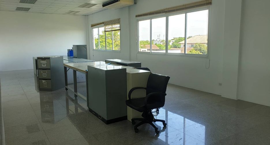 For rent 6 bedrooms retail Space in Bang Khen, Bangkok