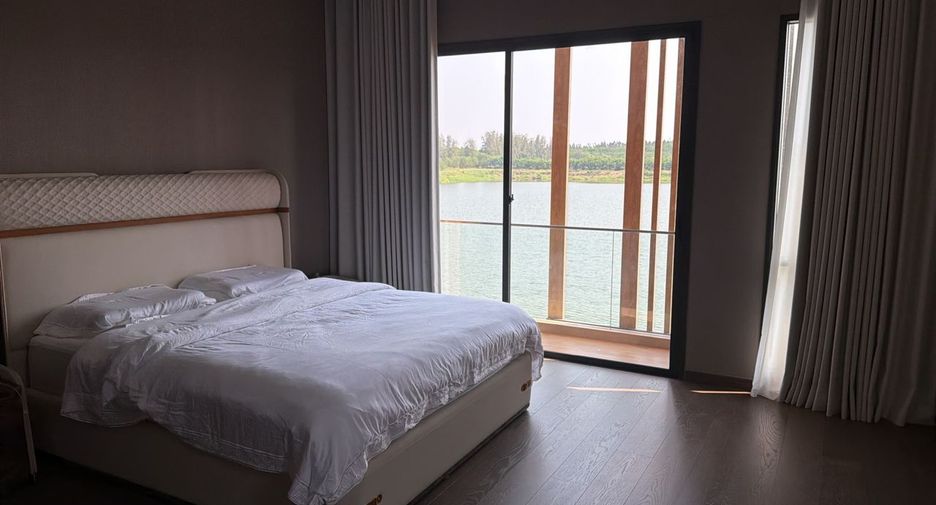 For rent 4 bedrooms condo in Bang Phli, Samut Prakan