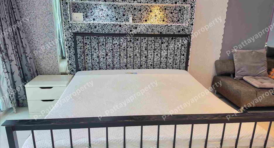 For sale studio condo in Pratumnak, Pattaya