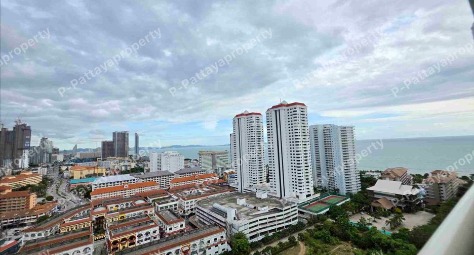 For sale studio condo in Pratumnak, Pattaya