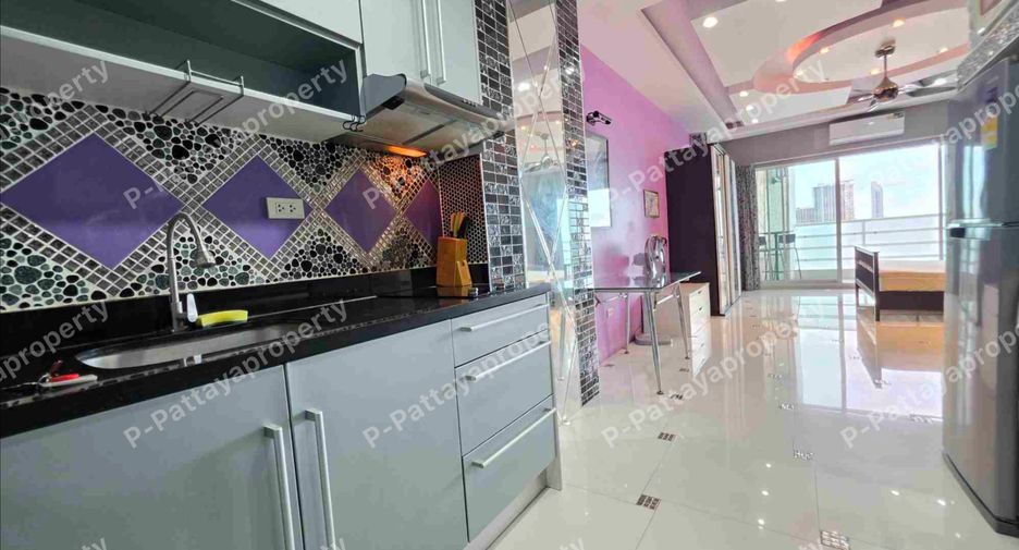 For sale studio condo in Pratumnak, Pattaya