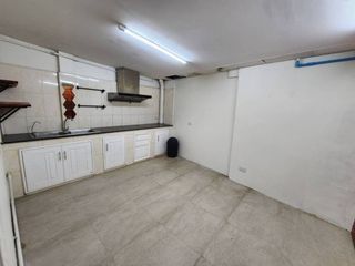 For rent 4 bedrooms townhouse in Watthana, Bangkok