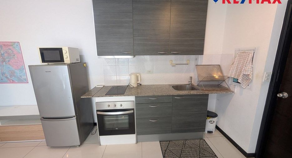 For sale 1 bed condo in Pratumnak, Pattaya