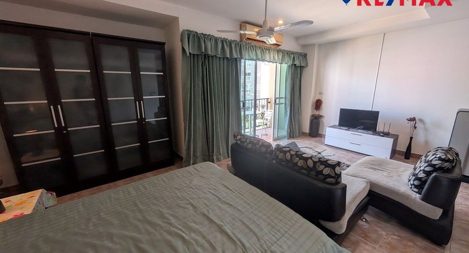 For sale studio condo in Pratumnak, Pattaya
