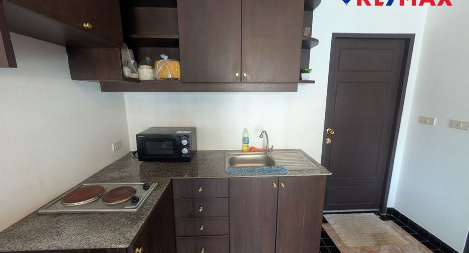 For sale studio condo in Pratumnak, Pattaya