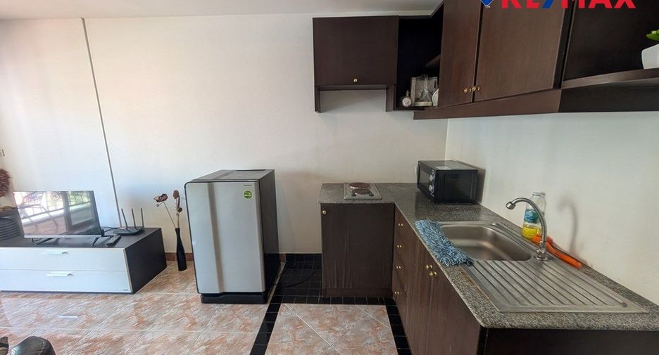 For sale studio condo in Pratumnak, Pattaya