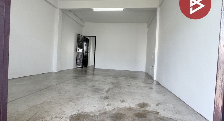 ขาย 2 ห้องนอน พื้นที่ค้าปลีก ใน บางปะกง, ฉะเชิงเทรา