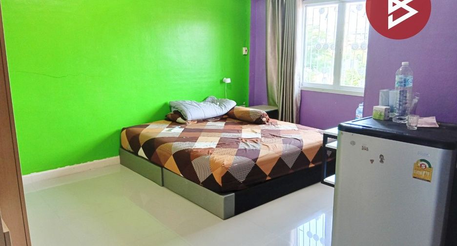 For sale 3 bedrooms townhouse in Sam Phran, Nakhon Pathom