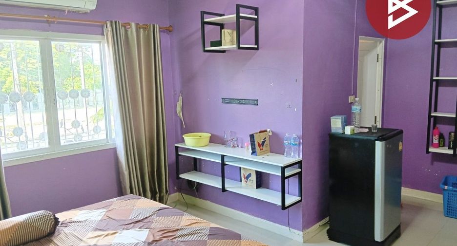 For sale 3 bedrooms townhouse in Sam Phran, Nakhon Pathom