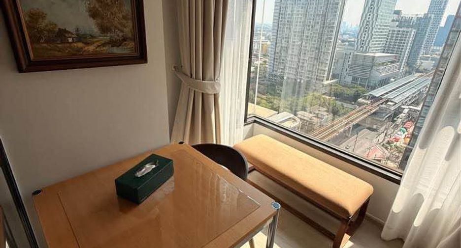 For rent 1 bed condo in Phra Khanong, Bangkok