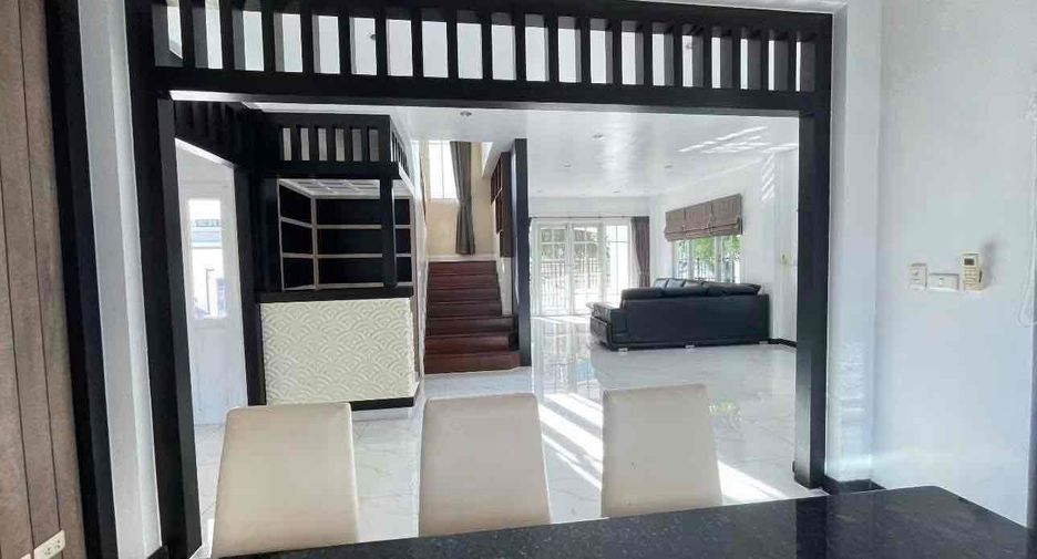 出租 3 卧室 独立屋 在 Jomtien, 芭提雅