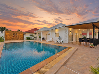 Casa en venta de 3 habitaciones en Bang Saray, Pattaya